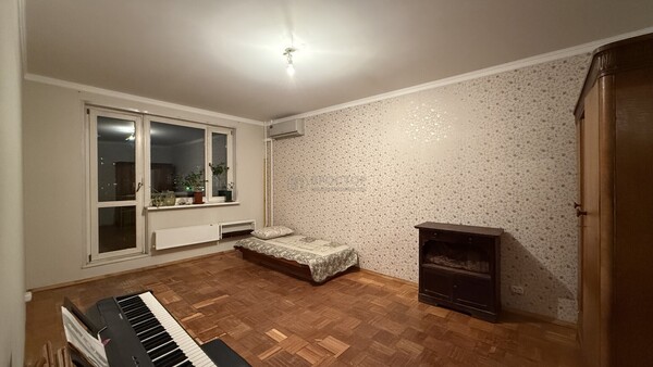 Продам двухкомнатную (2-комн.) квартиру, Таллинская ул, 2, Москва г