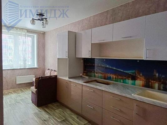 Сдам однокомнатную (1-комн.) квартиру, Калинина ул, 47Н, Красноярск г