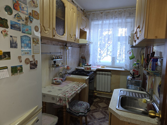 Продам трехкомнатную (3-комн.) квартиру, Фрунзе ул, 1А, Йошкар-Ола г