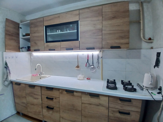 Продам двухкомнатную (2-комн.) квартиру, Калараша ул, 33, Туапсе г