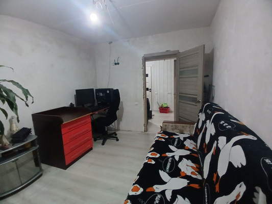 Продам двухкомнатную (2-комн.) квартиру, Калараша ул, 33, Туапсе г