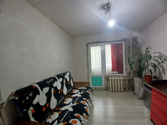 Продам двухкомнатную (2-комн.) квартиру, Калараша ул, 33, Туапсе г