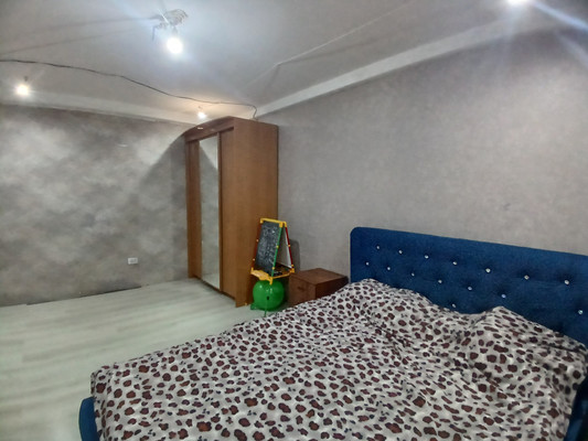 Продам двухкомнатную (2-комн.) квартиру, Калараша ул, 33, Туапсе г