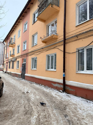 Продам двухкомнатную (2-комн.) квартиру, Козьмодемьянская ул, 3/6, Великий Новгород г