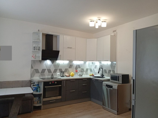 Продам двухкомнатную (2-комн.) квартиру, Воронцовский б-р, 20к2, Мурино п