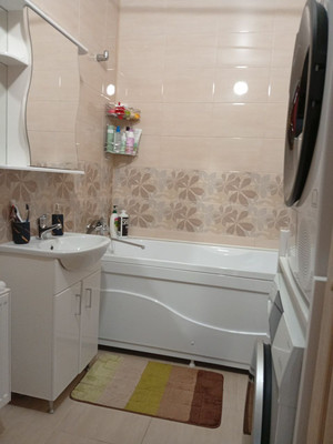 Продам двухкомнатную (2-комн.) квартиру, Воронцовский б-р, 20к2, Мурино п