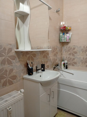 Продам двухкомнатную (2-комн.) квартиру, Воронцовский б-р, 20к2, Мурино п