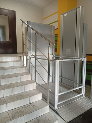 Продам двухкомнатную (2-комн.) квартиру, Воронцовский б-р, 20к2, Мурино п