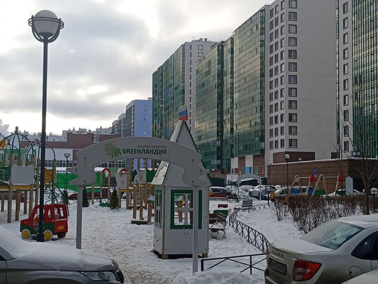 Продам двухкомнатную (2-комн.) квартиру, Воронцовский б-р, 20к2, Мурино п