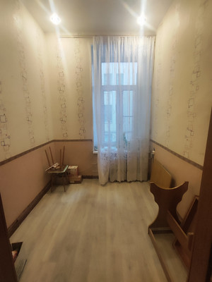 Продам 2-комн. в 5-комн. квартире, Псковская ул, 5А, Санкт-Петербург г