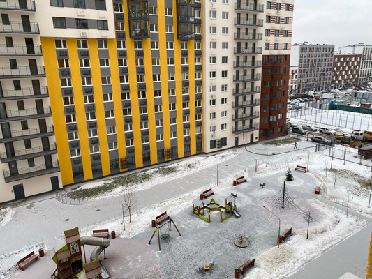 Продам двухкомнатную (2-комн.) квартиру, Западный квартал (Купелинка мкр) ул, 5к2, Сапроново д