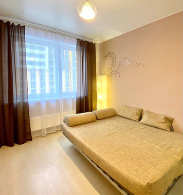 Продам двухкомнатную (2-комн.) квартиру, Западный квартал (Купелинка мкр) ул, 5к2, Сапроново д