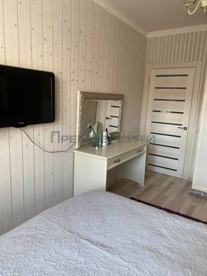 Продам трехкомнатную (3-комн.) квартиру, Калужского Ополчения ул, 3к1, Калуга г