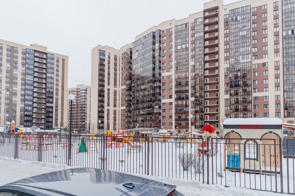 Продам однокомнатную (1-комн.) квартиру, Менделеева б-р, 12к1, Мурино п