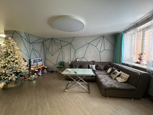 Продам трехкомнатную (3-комн.) квартиру, Онежская ул, 1, Тельмана п