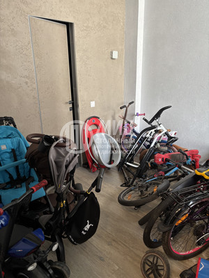 Продам трехкомнатную (3-комн.) квартиру, Петра Алексеева ул, 14, Москва г