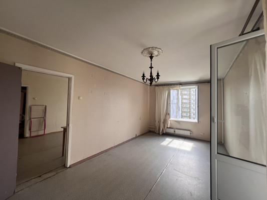 Продам трехкомнатную (3-комн.) квартиру, Кетчерская ул, 6к3, Москва г