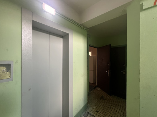 Продам трехкомнатную (3-комн.) квартиру, Кетчерская ул, 6к3, Москва г