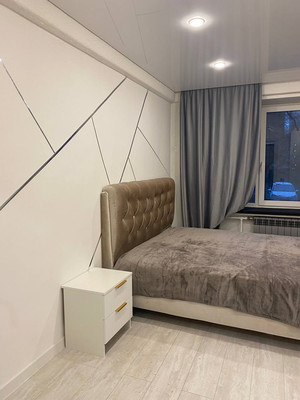 Продам трехкомнатную (3-комн.) квартиру, Маршала Блюхера пр-кт, 65, Санкт-Петербург г