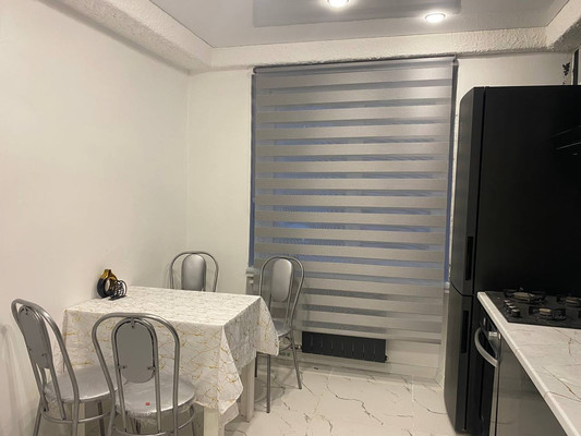 Продам трехкомнатную (3-комн.) квартиру, Маршала Блюхера пр-кт, 65, Санкт-Петербург г