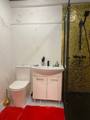 Продам трехкомнатную (3-комн.) квартиру, Маршала Блюхера пр-кт, 65, Санкт-Петербург г