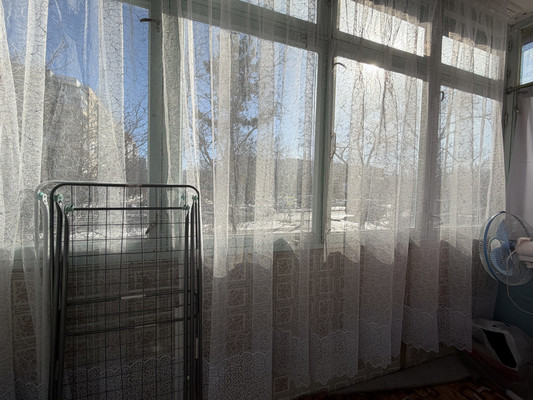 Продам однокомнатную (1-комн.) квартиру, 60 лет Октября ул, 25, Симферополь г