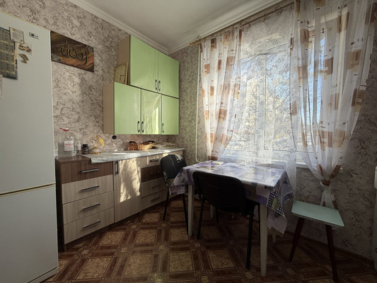 Продам однокомнатную (1-комн.) квартиру, 60 лет Октября ул, 25, Симферополь г