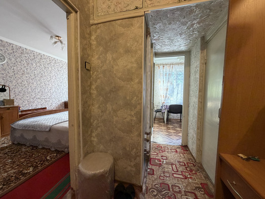 Продам однокомнатную (1-комн.) квартиру, 60 лет Октября ул, 25, Симферополь г