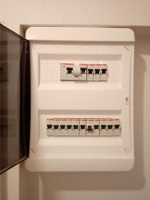 Продам двухкомнатную (2-комн.) квартиру, Судостроительная ул, 31к3, Москва г