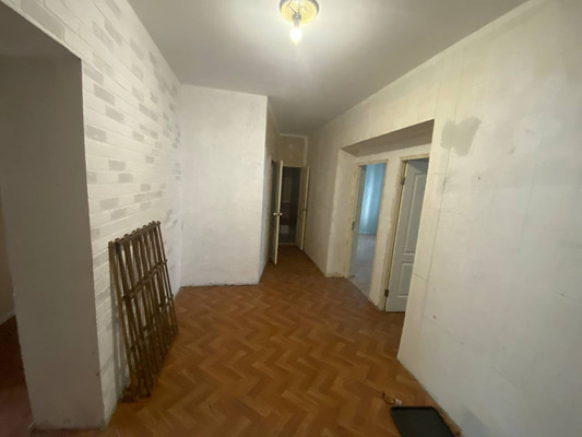 Продам многокомнатную квартиру, Фрунзе ул, 71Г, Новочеркасск г