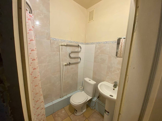 Продам многокомнатную квартиру, Фрунзе ул, 71Г, Новочеркасск г