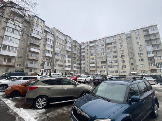 Продам многокомнатную квартиру, Фрунзе ул, 71Г, Новочеркасск г