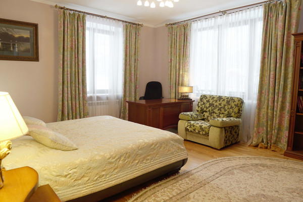 Продам коттедж, Бобровская ул, 11, Растущий п, 0 км от города