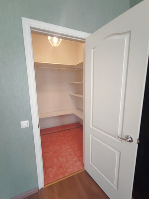 Продам трехкомнатную (3-комн.) квартиру, Рубинштейна ул, 11, Санкт-Петербург г