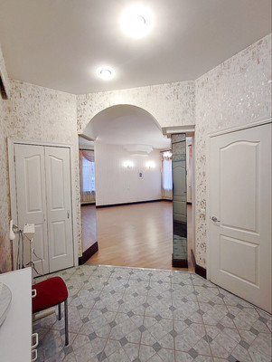 Продам трехкомнатную (3-комн.) квартиру, Рубинштейна ул, 11, Санкт-Петербург г