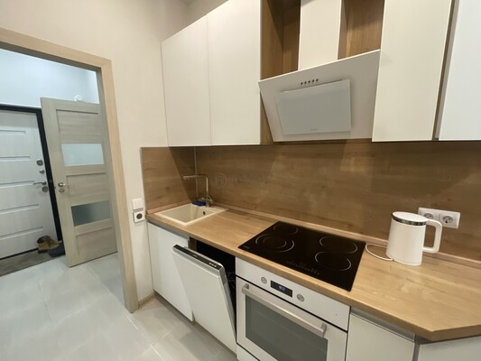 Продам однокомнатную (1-комн.) квартиру, Смольная ул, 44к2, Москва г