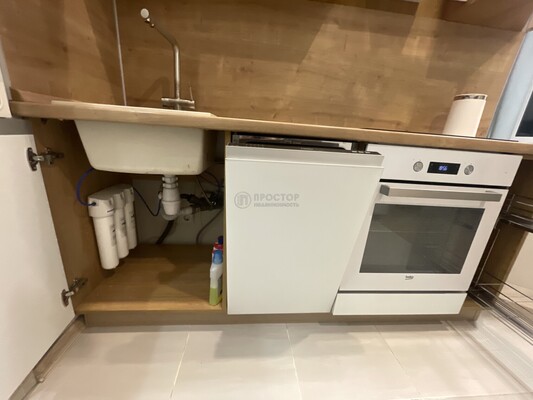 Продам однокомнатную (1-комн.) квартиру, Смольная ул, 44к2, Москва г