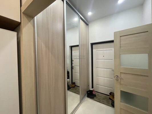 Продам однокомнатную (1-комн.) квартиру, Смольная ул, 44к2, Москва г