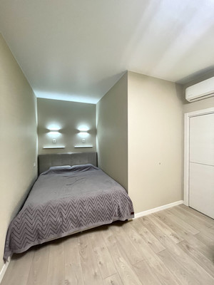 Продам однокомнатную (1-комн.) квартиру, Варшавское ш, 168, Москва г