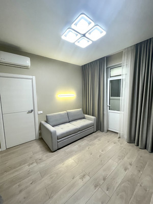 Продам однокомнатную (1-комн.) квартиру, Варшавское ш, 168, Москва г