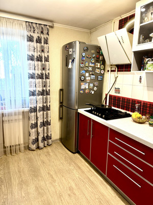 Продам двухкомнатную (2-комн.) квартиру, Чапаева ул, 112, Воронеж г