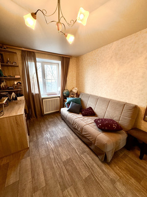 Продам двухкомнатную (2-комн.) квартиру, Чапаева ул, 112, Воронеж г