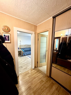 Продам двухкомнатную (2-комн.) квартиру, Чапаева ул, 112, Воронеж г