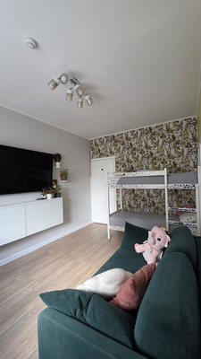 Продам двухкомнатную (2-комн.) квартиру, Литературный (Пригород Лесное мкр.) б-р, 6, Мисайлово д