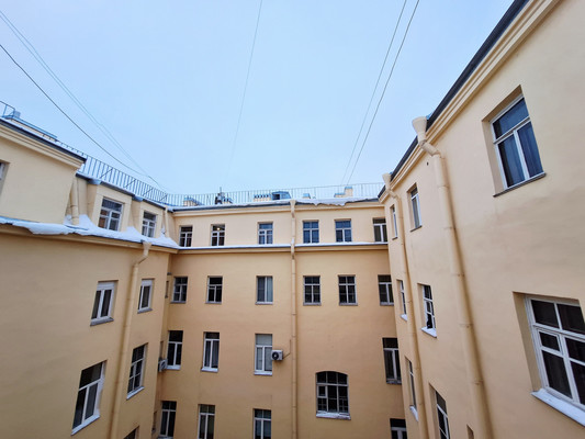 Продам комнату в 5-комн. квартире, Гороховая ул, 39А, Санкт-Петербург г