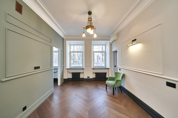 Продам трехкомнатную (3-комн.) квартиру, Бронная М. ул, 17, Москва г