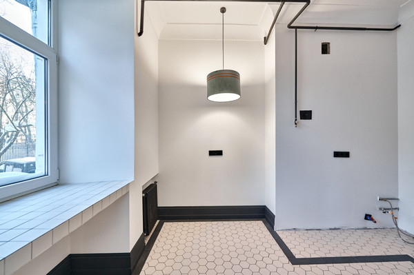 Продам трехкомнатную (3-комн.) квартиру, Бронная М. ул, 17, Москва г