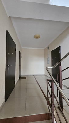 Продам трехкомнатную (3-комн.) квартиру, Маяковского ул, 78, Нальчик г