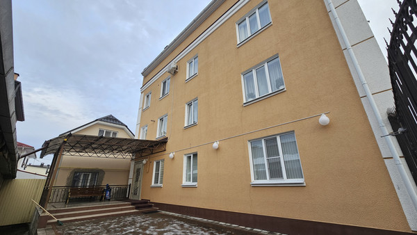 Продам трехкомнатную (3-комн.) квартиру, Маяковского ул, 78, Нальчик г