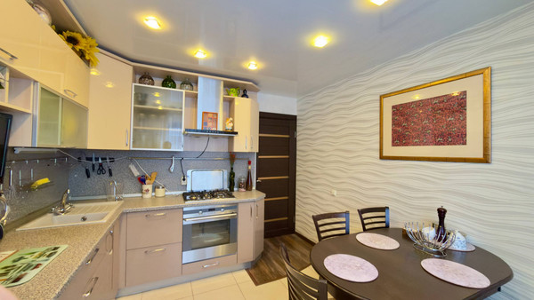 Продам однокомнатную (1-комн.) квартиру, Пушкина ул, 143/1, Сыктывкар г